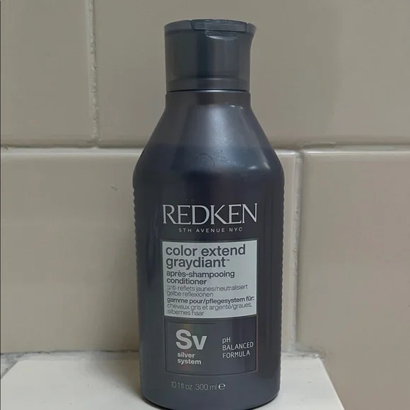 Redken Color Extend Graydiant Conditioner brand new - Picture 1 of 2